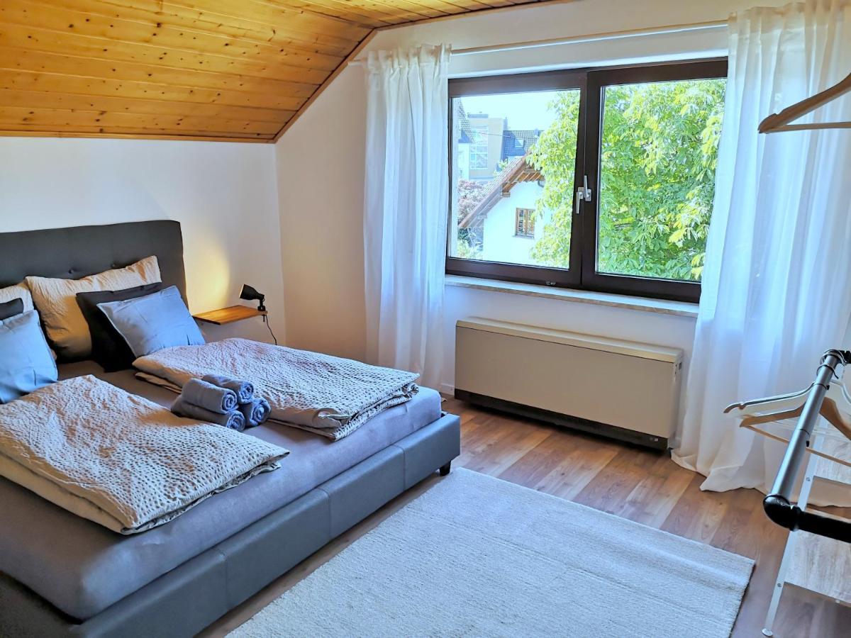 Family-Apartment Mit Balkon, Kueche, Parkplatz & Waschmaschine ออฟเฟนบูร์ก ภายนอก รูปภาพ